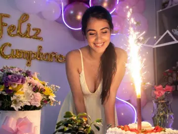 Imlive Live Sex Cam of AntonelaDreamss