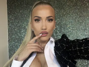 Livejasmin Nude Webcam of ElsaPressley