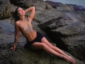 Livejasmin Private Sex Chat of IskrinaCold