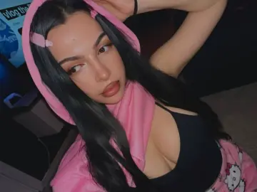 Livejasmin Nude Webcam of NouraMalvi