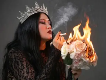 Livejasmin Sex Cam of CoralQueenn