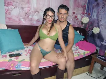 Livejasmin Nude Webcam of KarenAndRon