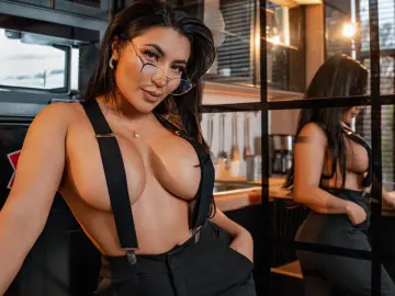 Livejasmin Nude Webcam of SashaPalmer