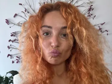 Livejasmin Private Sex Chat of Emelyi