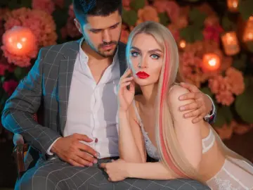Livejasmin Free Porn Cam of DennisLina