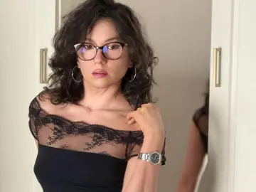 Livejasmin Adult Webcams of MnemoZeina