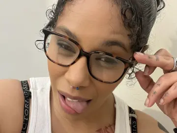 Livejasmin Watch Live Sex Cams of DesiraeLuciano