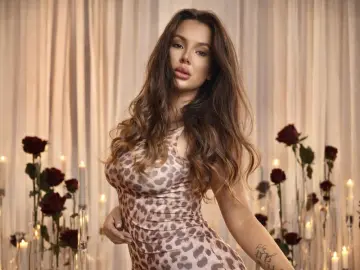 Long nails milf cams