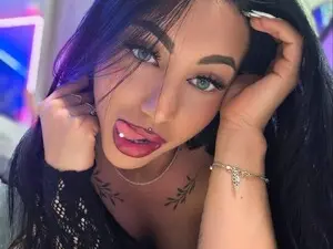 Myfreecams Adult Video Chat of HAZZELL