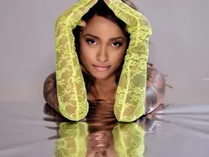 Myfreecams Sex Chat of YazminRoyal