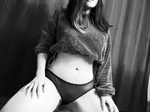 Myfreecams Sex Cam of Tiny_Caroline