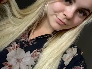 Myfreecams Sex Cam of white_choco