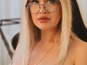 Myfreecams Live Sex Cam of AlexiAngel