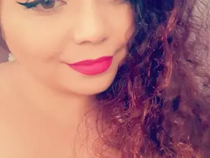 Myfreecams Watch Live Sex Cams of MiryamInes