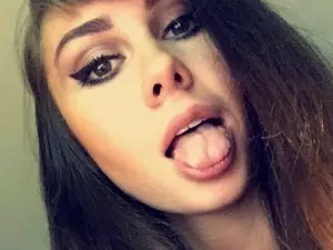Myfreecams Watch Live Sex Cams of Tuttifrutti__