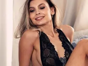 Myfreecams Free Live Porn of Sellena_Girl