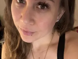 Myfreecams Live Sex of thedevinemilf