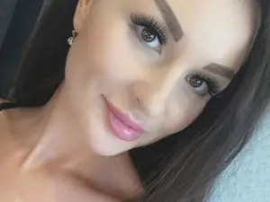 Myfreecams Nude Webcam of LianaQueen