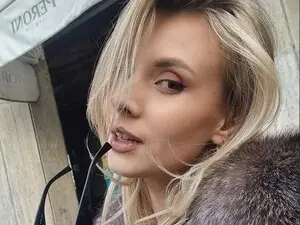 Myfreecams Watch Live Sex Cams of MishelleBrizo