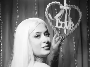 Myfreecams Sex Cam of NayaNoir