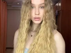 Myfreecams Watch Live Sex Cams of Alice_Maryt