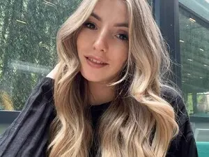 Myfreecams Live Porn of KellyMathews