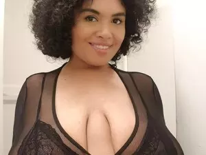 Myfreecams Free Porn Cam of TasteeKitty