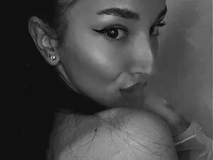 Myfreecams Live Porn of TayaKayan