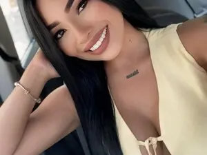 Myfreecams Live Sex Cam of Sarahmeyer