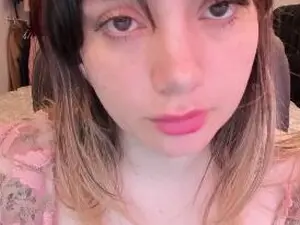 Myfreecams Nude Webcam of Strawberrypie