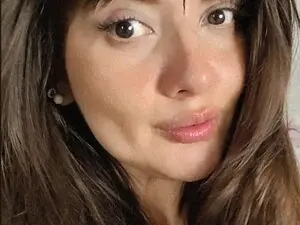 Myfreecams Adult Video Chat of LolaHottyTits