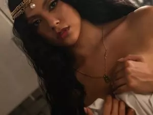 Myfreecams Nude Webcam of Martina_Brown