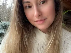 Myfreecams Live Sex Cam of Veronica_4u