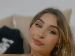 Myfreecams Watch Live Sex Cams of Laura_boobss