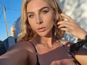 Myfreecams Sex Cam of ZephyraObs