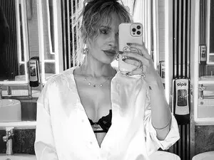 Myfreecams Live Sex of VixenCharm