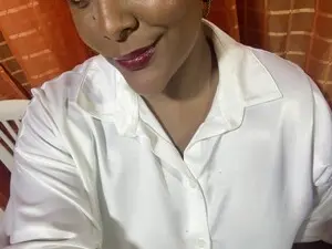 Myfreecams Free Live Porn of Dianabrownn