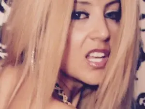 Myfreecams Private Sex Chat of AthinyW