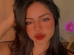 Myfreecams Nude Webcam of sarishalove