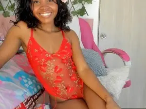 Myfreecams Free Porn Cam of Kimmysanto