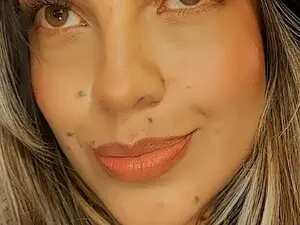 Myfreecams Nude Webcam of SUNRISEE_