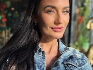 Myfreecams Live Sex Cam of SheIsIris