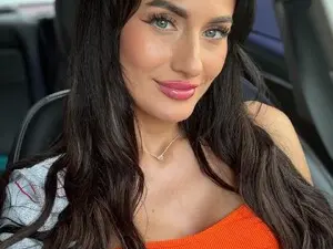 Myfreecams Free Porn Cam of SheIsIris