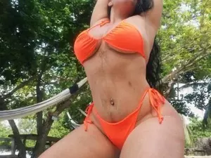 Myfreecams Nude Webcam of BrendaLi