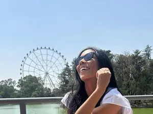 Myfreecams Live Sex Cam of Isabella_77