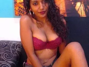 Myfreecams Sex Cam of FoxyIndianX