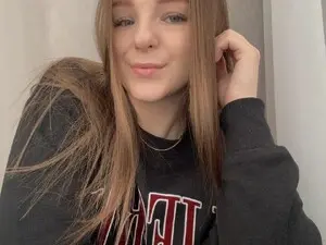 Myfreecams Adult Video Chat of FoxyShyyy