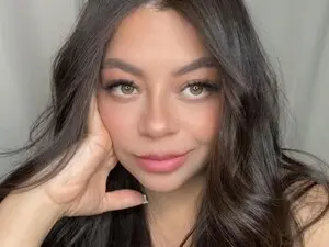 Myfreecams Live Sex of Sarah_boneth