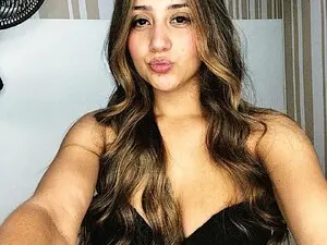 Myfreecams Sex Cam of cute_desiree