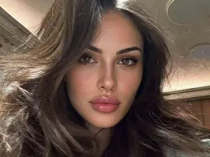 Myfreecams Live Sex Cam of AnnaRos